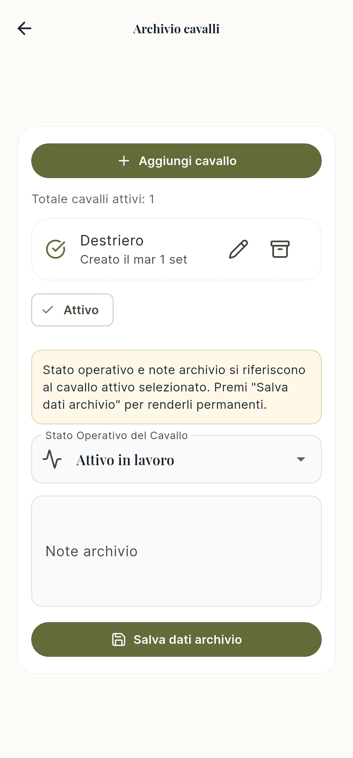 Screenshot dell’app mobile: archivio cavalli con il cavallo Destriero, dati di esempio.